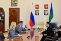 Дмитрий Братыненко провёл встречу с представителем МИД России в Санкт-Петербурге Максимом Полетаевым
