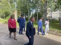 Прокурор Республики Коми Николай Егоров совместно с прокурором Сыктывдинского района Дмитрием Бабаком, министром образования и науки Республики Коми Олегом Холоповым и представителями местной администрации посетили МБОУ...