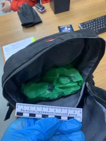 В Ухте полицейские задержали оптового сбытчика мефедрона В Ухте полицейские задержали оптового сбытчика мефедрона