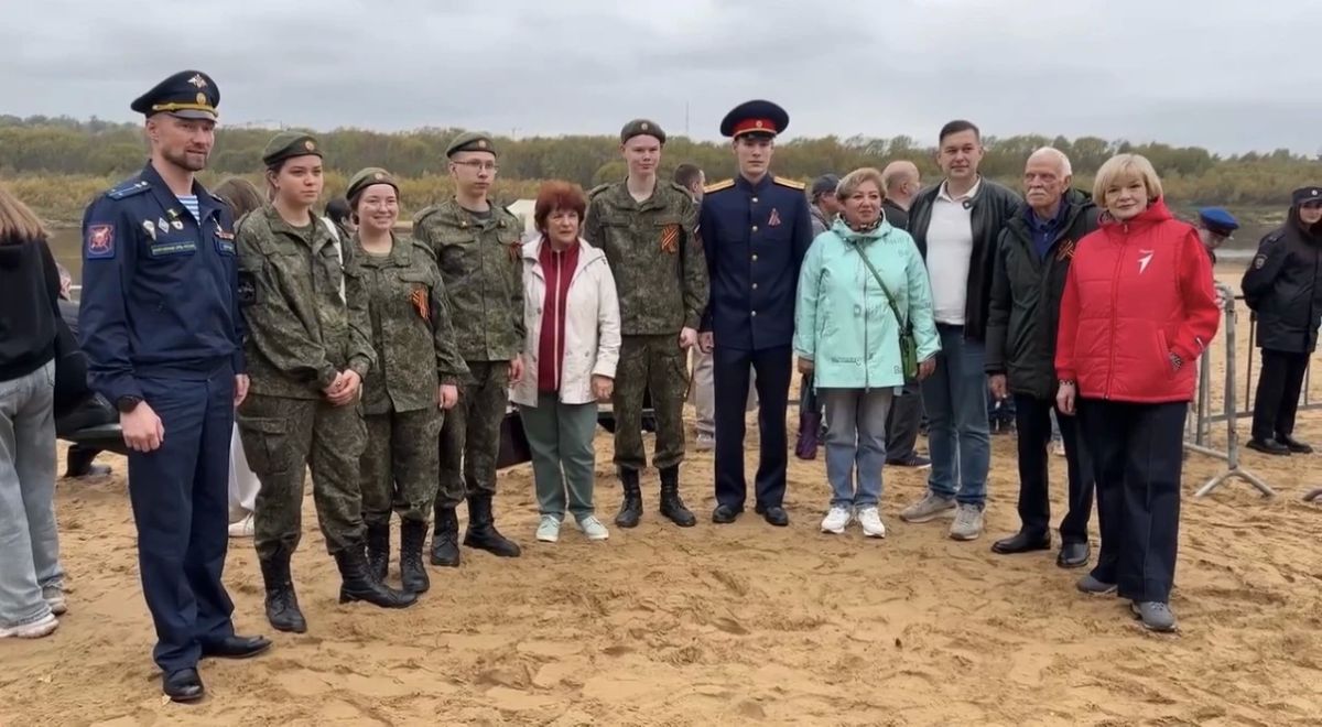 Следователь СК — правнук Героя СССР Николая Оплеснина — принял участие в военноисторической реконструкции подвига прадеда Следователь СК — правнук Героя СССР Николая Оплеснина — принял участие в военноисторической реконструкции подвига прадеда