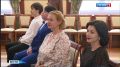 Накануне в администрации Главы Республики вручили премии правительства в области культуры – артистам, писателям, художникам и целым творческим коллективам