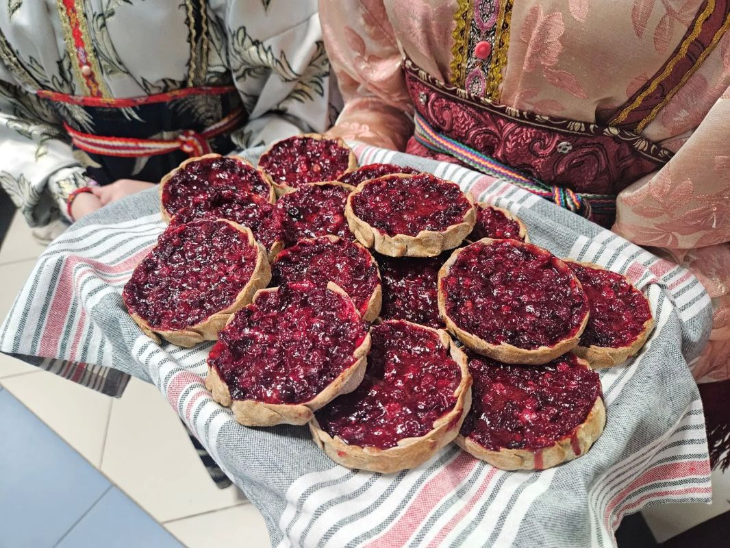 В Сыктывкар прибыла делегация иностранных участников Международного фестиваля молодёжи В Сыктывкар прибыла делегация иностранных участников Международного фестиваля молодёжи