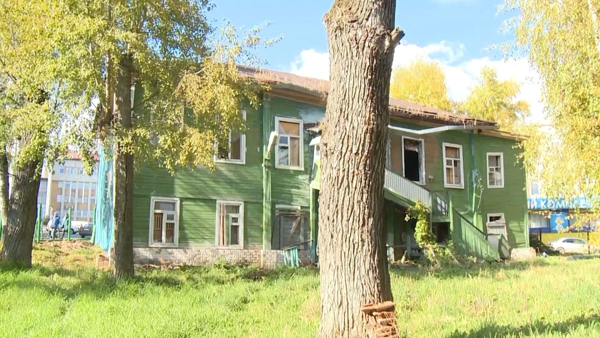 Объекта культурного наследия дом Шарапова разберут без реставрации Объекта культурного наследия дом Шарапова разберут без реставрации