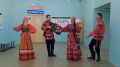 Концерт – на избирательном участке! Артисты ансамбля народной песни «Северная околица» успели не только проголосовать, но и выступить, в сыктывкарской школе №12