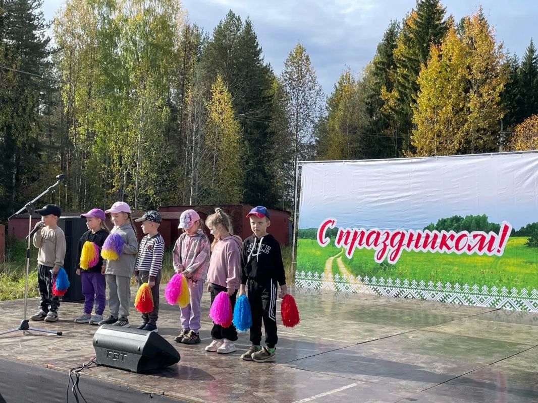 «Сердцу милый уголок»: в Верхнем Чове с размахом отметили День микрорайона «Сердцу милый уголок»: в Верхнем Чове с размахом отметили День микрорайона