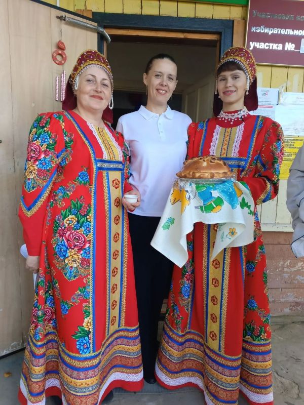Праздник урожая и традиций: в посёлке Комсомольск-на-Печоре прошла осенняя ярмарка Праздник урожая и традиций: в посёлке Комсомольск-на-Печоре прошла осенняя ярмарка