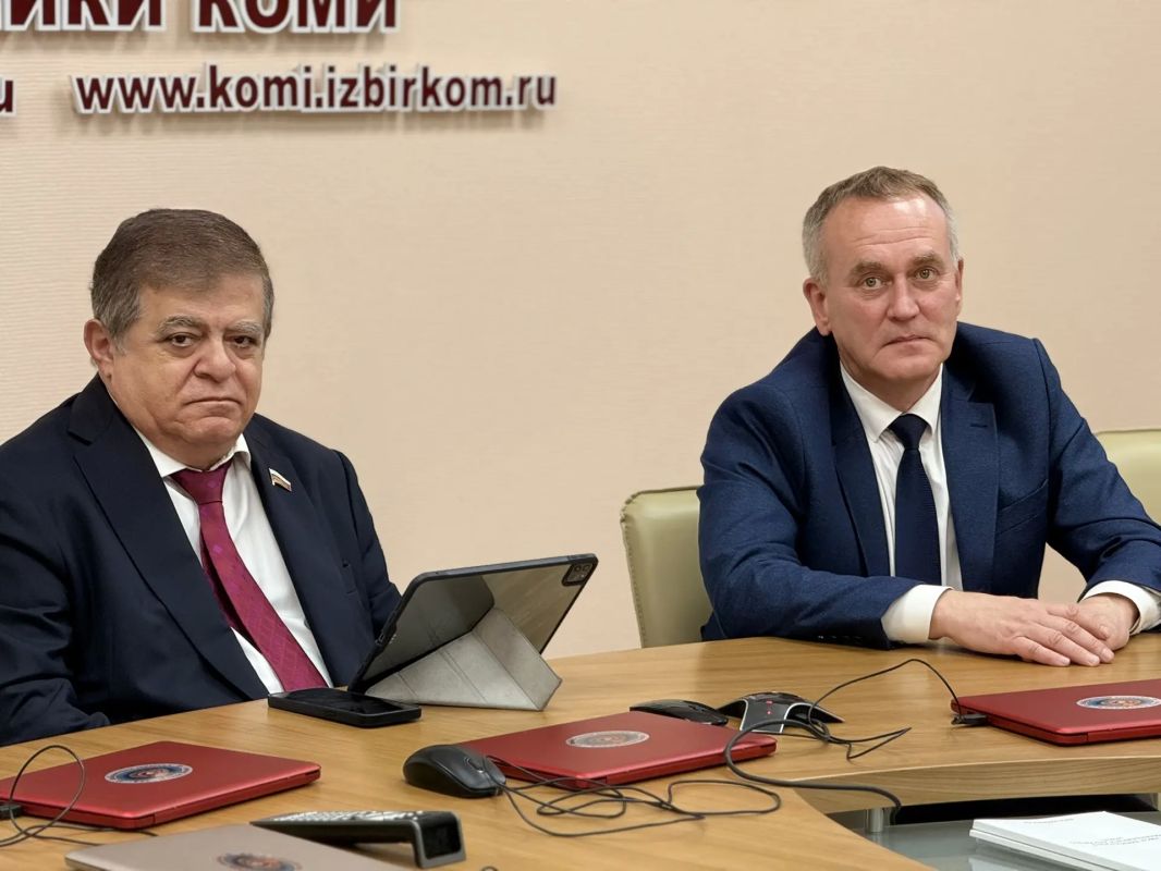 В рамках работы информационного центра ЦИК России по видео-конференцсвязи из Республики Коми выступил Председатель Комиссии Совета Федерации Федерального Собрания Российской Федерации по защите государственного суверенитета...