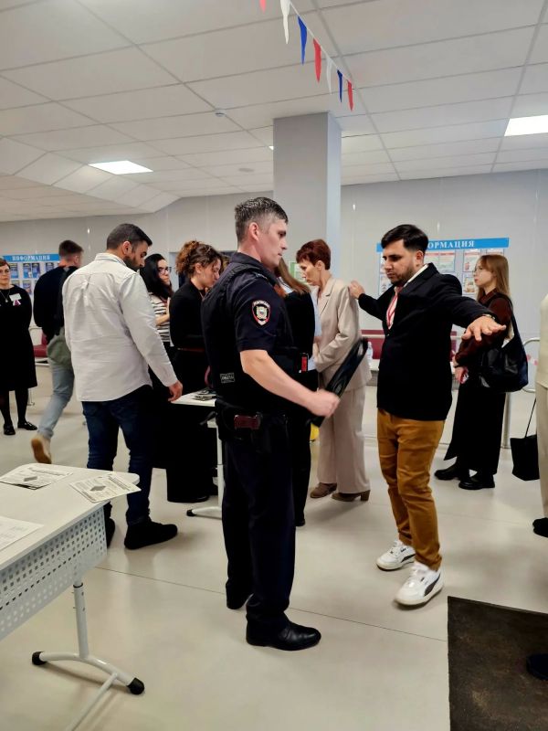 Международные эксперты оценили доступность и открытость выборов в Эжвинском районе Сыктывкара Международные эксперты оценили доступность и открытость выборов в Эжвинском районе Сыктывкара