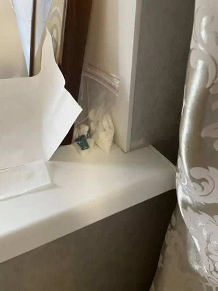 Полицейские задержали организатора интернет-магазина по продаже наркотиков на территории Сыктывкара Полицейские задержали организатора интернет-магазина по продаже наркотиков на территории Сыктывкара