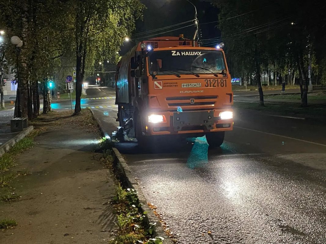 Максим Мартышин: Наши коммунальщики продолжают поддерживать город в порядке Максим Мартышин: Наши коммунальщики продолжают поддерживать город в порядке