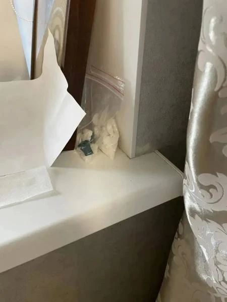 Полицейские задержали организатора интернет-магазина по продаже наркотиков на территории Сыктывкара Полицейские задержали организатора интернет-магазина по продаже наркотиков на территории Сыктывкара