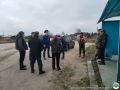 Отсутствие административных зданий в п. Белый-Ю, что находится в 20 километрах от Печоры, не помешало заместителю Печорского межрайонного прокурора Антону Ершову провести личный приём граждан