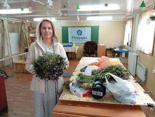 Штаб «Родник» из Коми плетёт маскировочные сети для военнослужащих