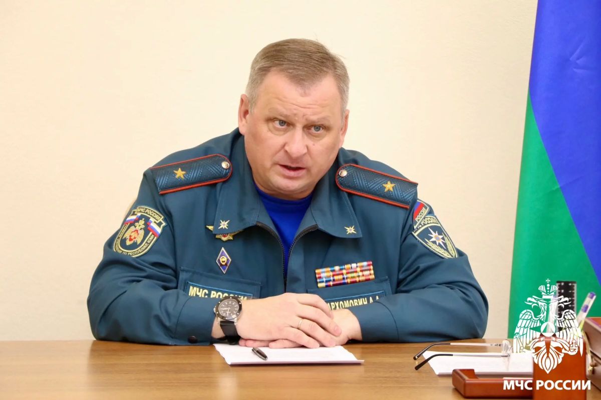 Начальник Главного управления МЧС России по Республике Коми провел личный прием граждан Начальник Главного управления МЧС России по Республике Коми провел личный прием граждан