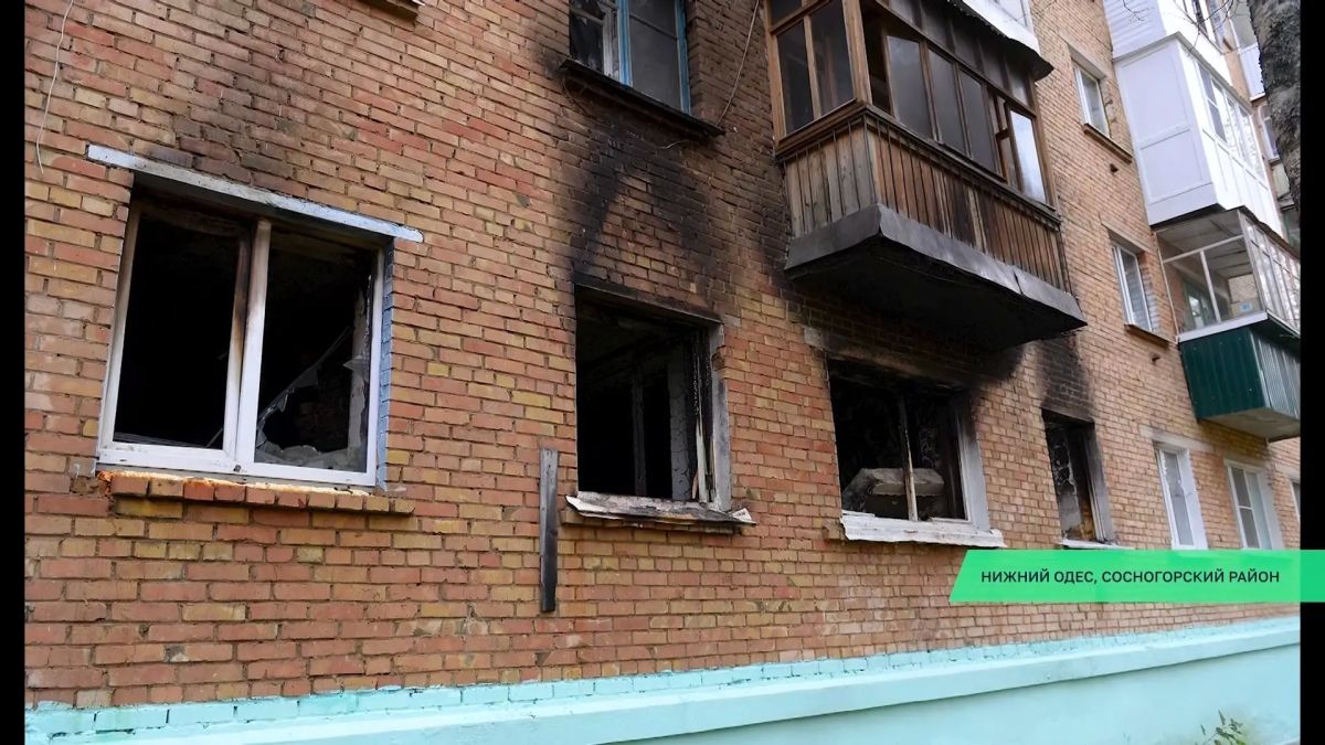 Эдуард Слабиков взял на контроль восстановление теплоснабжения многоквартирного дома по улице Ленина, 4 в Нижнем Одесе после пожара Эдуард Слабиков взял на контроль восстановление теплоснабжения многоквартирного дома по улице Ленина, 4 в Нижнем Одесе после пожара