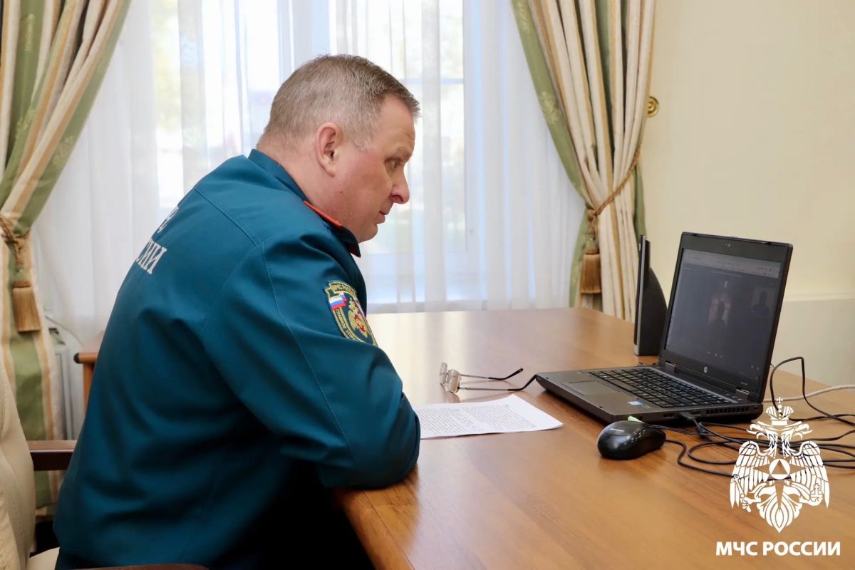 Начальник Главного управления МЧС России по Республике Коми провел личный прием граждан Начальник Главного управления МЧС России по Республике Коми провел личный прием граждан