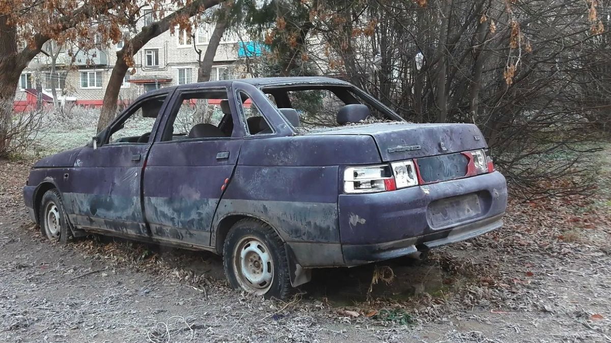 В Усинске освобождают дворы и общественные пространства от брошенных автомобилей