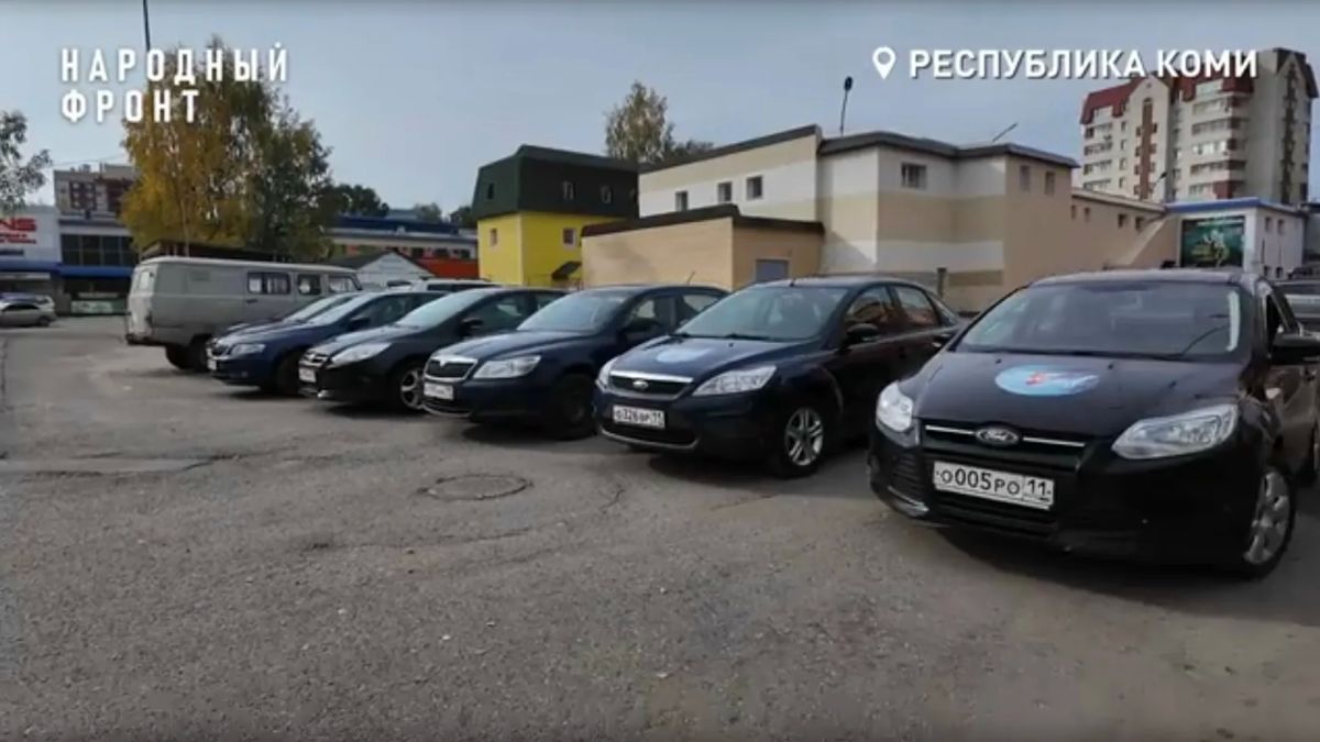 Шесть автомобилей из Коми меняют свой путь, чтобы помочь бойцам на фронте
