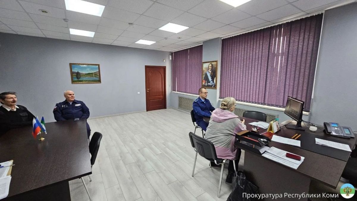 В преддверии Дня пожилых людей, 30 сентября 2026 года, прокурор Республики Коми Николай Егоров провел личный прием председателей местных организаций ветеранов В преддверии Дня пожилых людей, 30 сентября 2026 года, прокурор Республики Коми Николай Егоров провел личный прием председателей местных организаций ветеранов