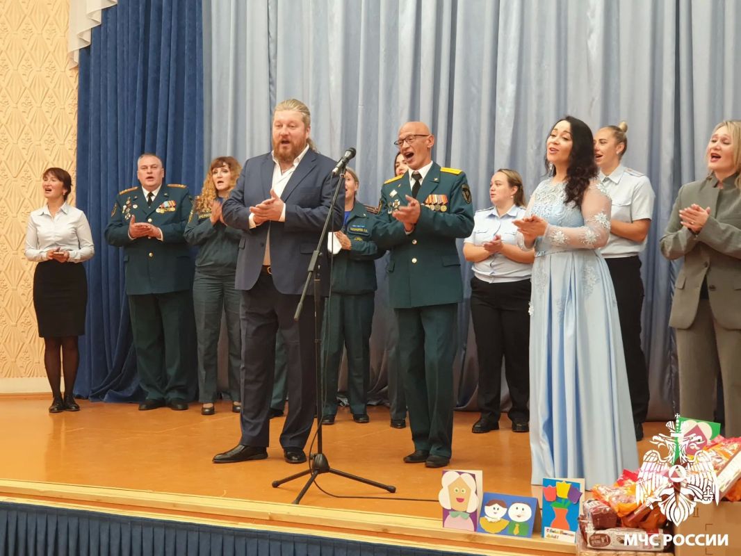 Нашим бабушкам, дедушкам и родителям посвящается Нашим бабушкам, дедушкам и родителям посвящается
