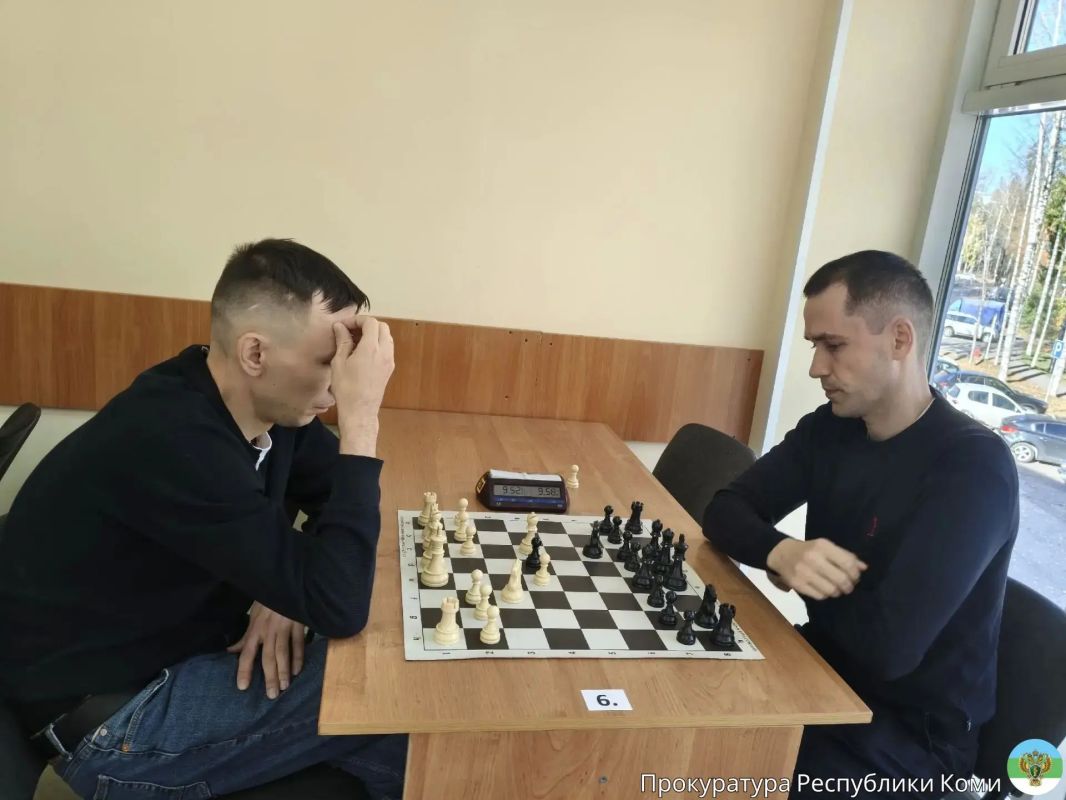 В минувшие выходные на базе СК «Северная Олимпия» состоялся турнир по шахматам среди работников и пенсионеров органов прокуратуры, суда и следственного комитета В минувшие выходные на базе СК «Северная Олимпия» состоялся турнир по шахматам среди работников и пенсионеров органов прокуратуры, суда и следственного комитета