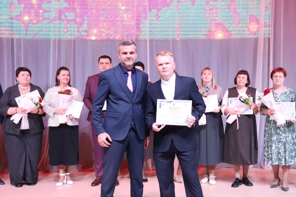 Максим Мартышин: Сегодня в концертном зале «Сыктывкар» было по-настоящему тепло Максим Мартышин: Сегодня в концертном зале «Сыктывкар» было по-настоящему тепло