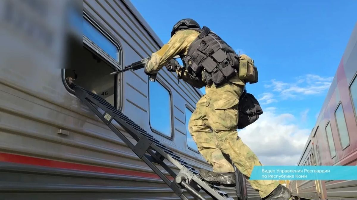 Накануне в Коми состоялись тактико-специальные учения Накануне в Коми состоялись тактико-специальные учения