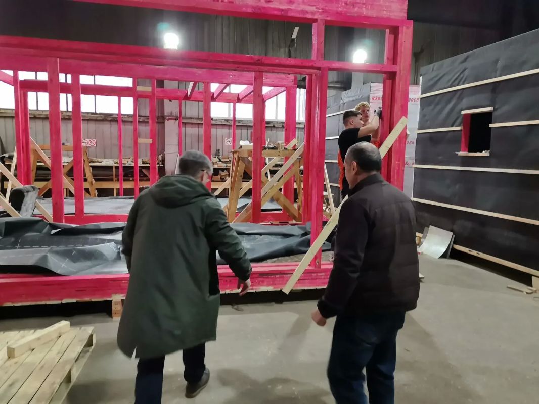 В Минэкономразвития оценили потенциал предприятия по деревянному домостроению В Минэкономразвития оценили потенциал предприятия по деревянному домостроению