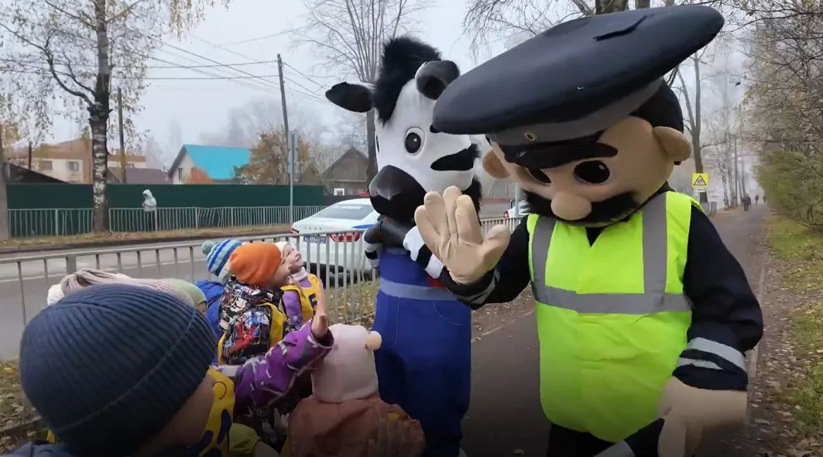 В Сыктывкаре заработал 25-й по счёту вызывной пешеходный светофор В Сыктывкаре заработал 25-й по счёту вызывной пешеходный светофор
