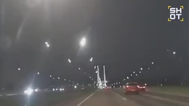 «Кусочек» знаменитой кометы Галлея сгорел в небе над Россией