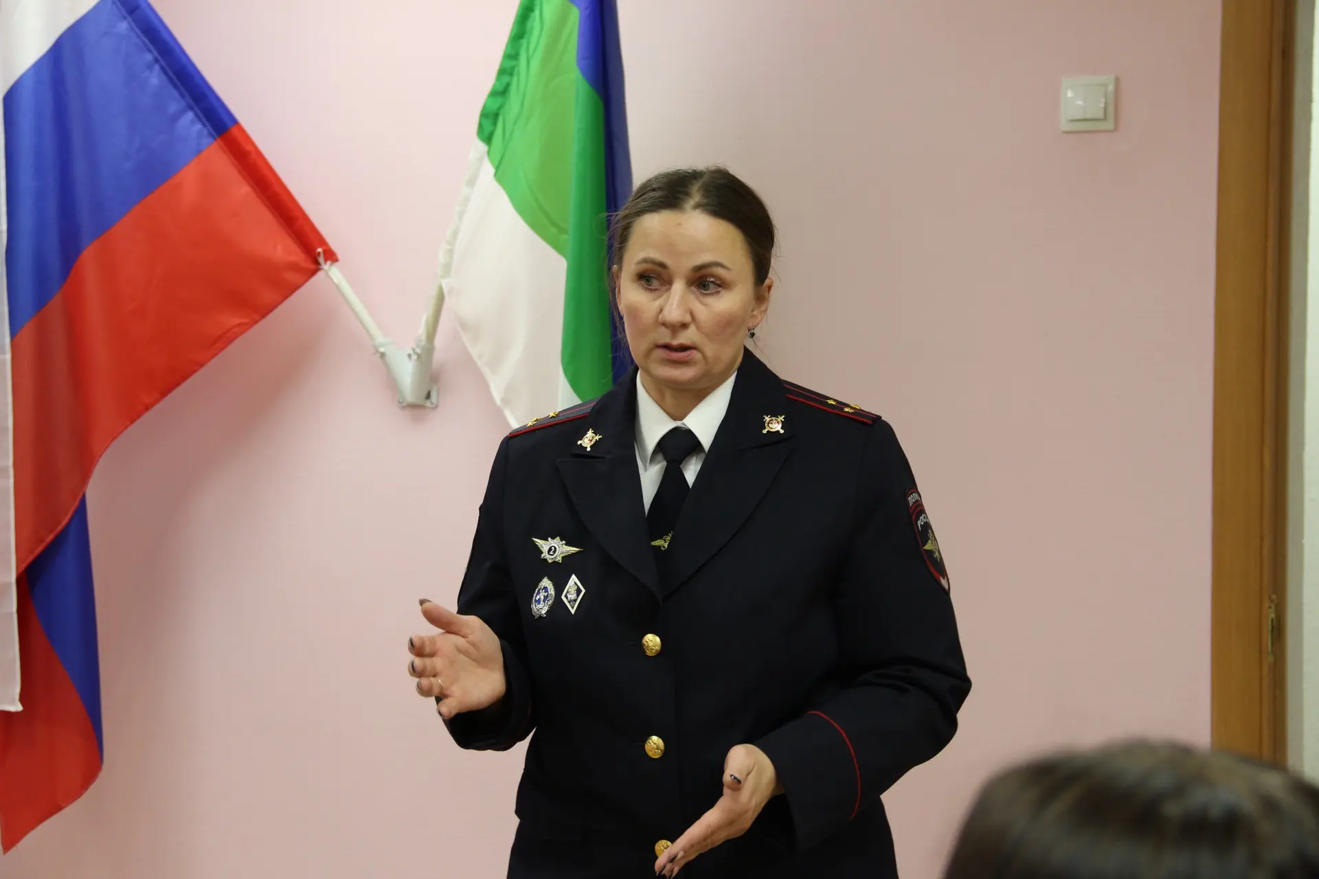 Женсовет полиции Сыктывкара организовал профилактическое мероприятие для подшефных воспитанников детдома №1