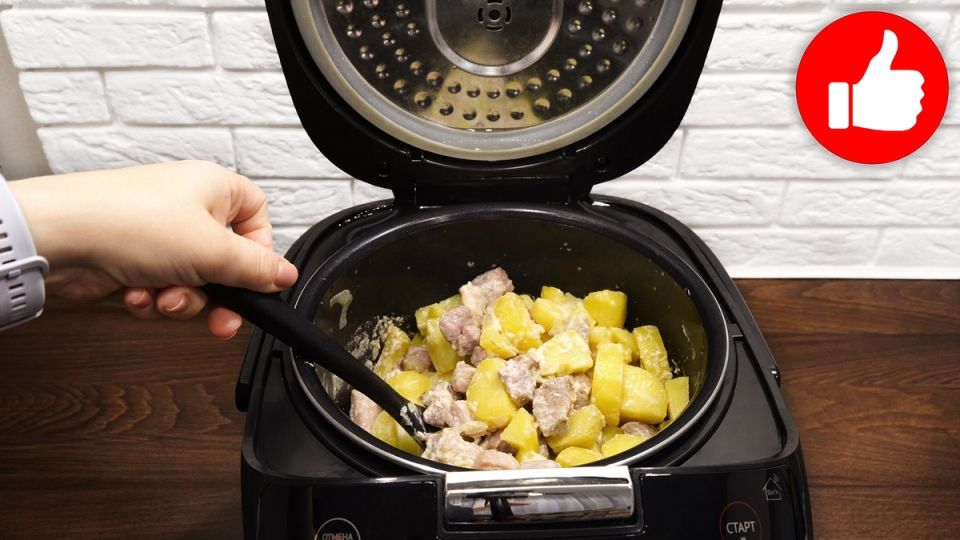 Нежная картошка с мясом в сметанном соусе
